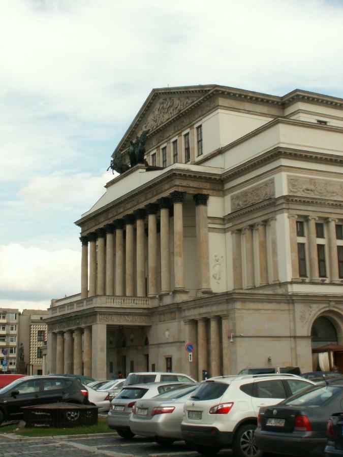 Old Town Grand Theatre Apartment Varsovia Exterior foto